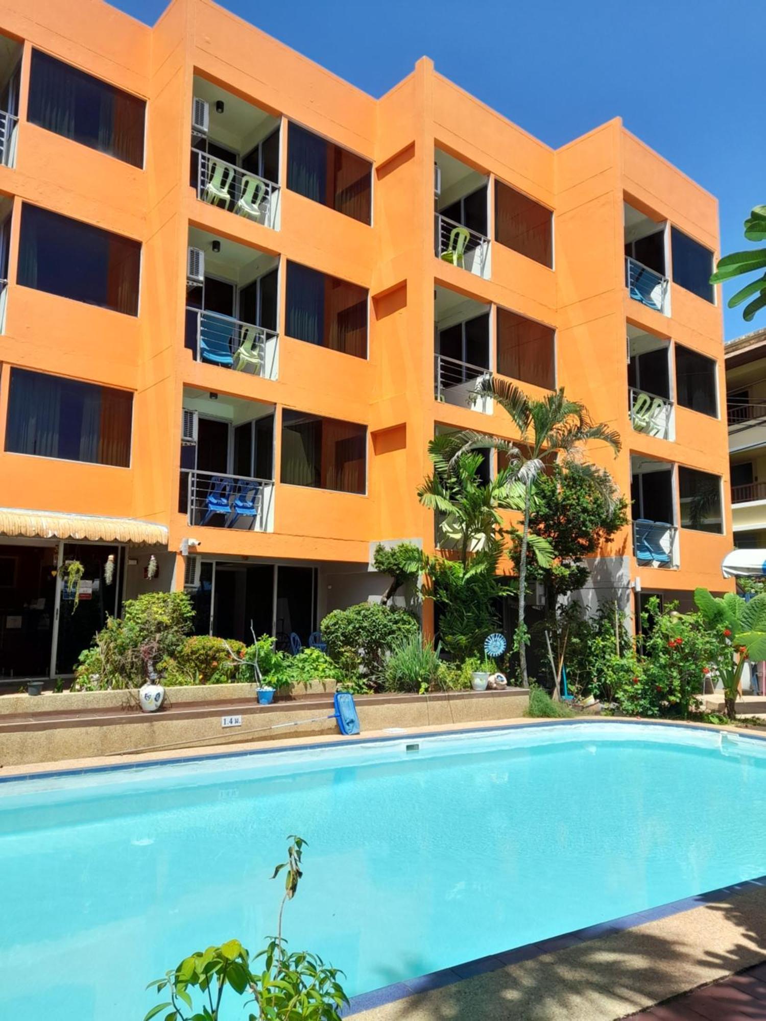 Porterhouse Beach Hotel Patong Екстериор снимка