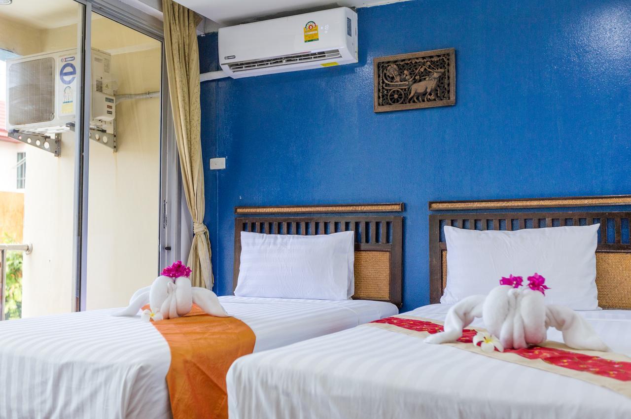 Porterhouse Beach Hotel Patong Екстериор снимка
