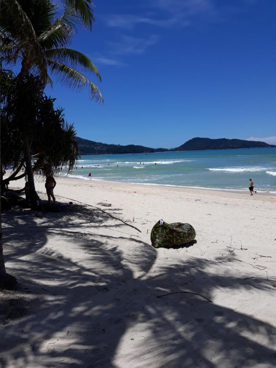 Porterhouse Beach Hotel Patong Екстериор снимка